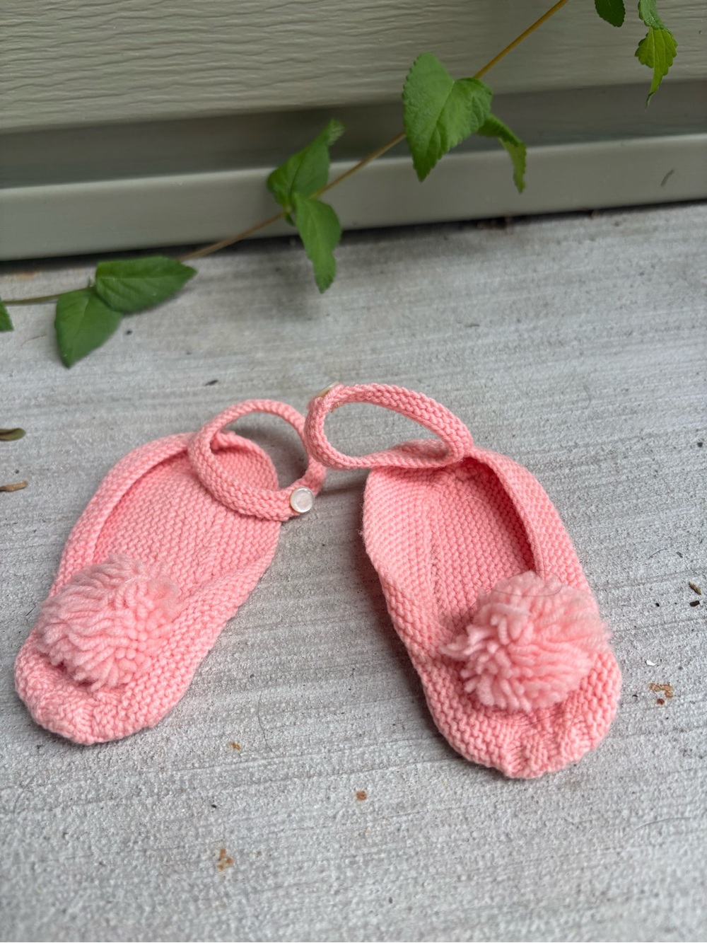Vintage Pink Baby Hand Knit Booties